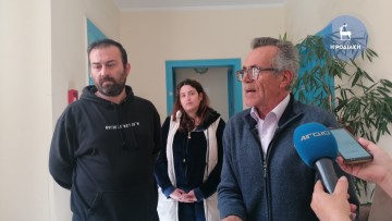 Παράσταση διαμαρτυρίας έκαναν οι εκπρόσωποι του Αρχαγγέλου