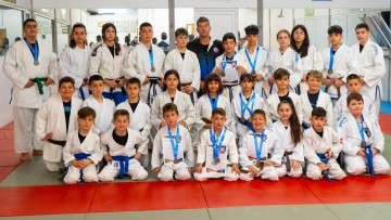 Κορυφαία εμφάνιση και δεκαεφτά μετάλλια  του Φιλέρημου Ιαλυσού στο Πανελλήνιο Ζίου Ζίτσου!