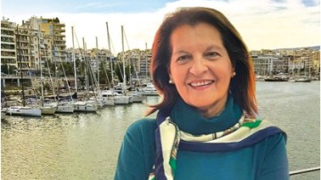 Υποψήφια στο ευρωψηφοδέλτιο του ΠΑΣΟΚ-Κινήματος Αλλαγής, η Κατερίνα Βουρεξάκη- Ταμπουρατζή