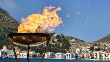Στο Καστελλόριζο η Ολυμπιακή Φλόγα - Φωτογραφίες