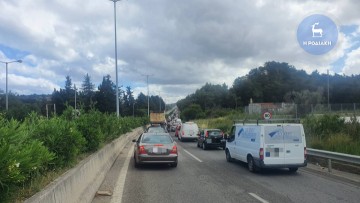 Μεγάλη καθυστέρηση στην κυκλοφορία οχημάτων και μεγάλη ταλαιπωρία των οδηγών στην περιοχή Τσαΐρι λόγω έργων