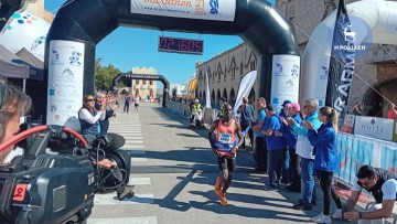 Νικητής με απίστευτο ρεκόρ στον  Μαραθώνιο Ρόδου ο Κενυάτης Μόουζες Κίπτοο Κούργκατ