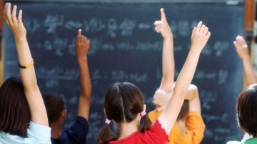 Θεόδωρος Παπανδρέου: Διορθωτικές παρεμβάσεις στο Αναλυτικό και Ωρολόγιο πρόγραμμα του Δημοτικού Σχολείου