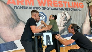 Χάλκινο μετάλλιο για τον Νίκο Τσαβαρή στο Πανελλήνιο Πρωτάθλημα Χειροπάλης