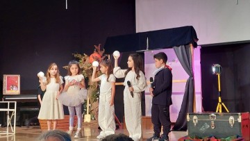 Η συγγραφέας Μαρία Παπαγιάννη  στα Εκπαιδευτήρια «Ροδίων Παιδεία»