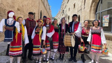 Τα θρακιώτικα κάλαντα του Λαζάρου ακούστηκαν στη Ρόδο από τον Σύλλογο Θρακομακεδόνων Δωδεκανήσου "Ο Μέγας Αλέξανδρος" (βίντεο)