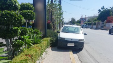 Διότι... έτσι μας βολεύει