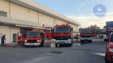 Συμβαίνει τώρα: Φωτιά σε αποθήκες με ηλεκτρικά είδη επί της Ρόδου-Λίνδου