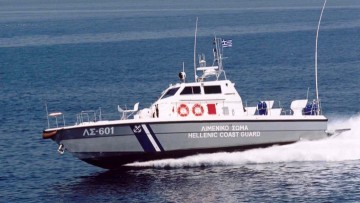 Άλλοι 14 αλλοδαποί εντοπίστηκαν και συνελήφθησαν ως παράνομοι  στη Σύμη