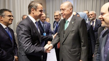 Αντίστροφη μέτρηση για τη συνάντηση Μητσοτάκη με Ερντογάν