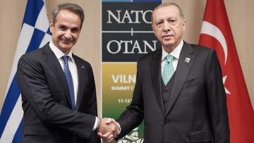 Η διατήρηση των «ήρεμων νερών» το πρώτο θέμα στην ατζέντα Μητσοτάκη – Ερντογάν