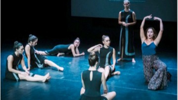 «Μάρθα Γκράχαμ & Ελληνικοί Μύθοι»: Οι δύο χορεύτριες από τη Ρόδο και η χορογράφος της παράστασης μιλούν στη «Ροδιακή»