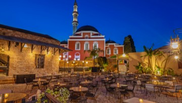 Sissitio ...Πανδαισία  γεύσεων,  αισθήσεων και εμπειριών