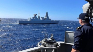 Επτά πλωτά ραντάρ «κλειδώνουν» το Αιγαίο