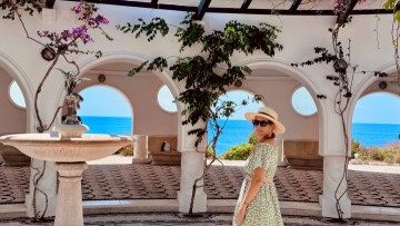 Ενθουσιασμένη με τη Ρόδο η Ολλανδή blogger Naomi Lauwerens