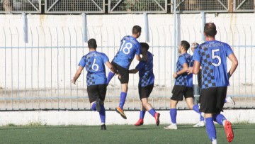 Αστέρας Παστίδας: Άλλες τρεις ανανεώσεις