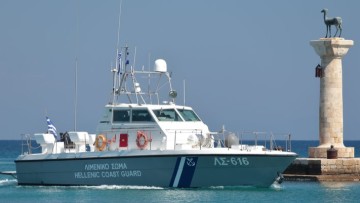 Στην Αλιμιά αποβιβάστηκαν άλλοι 13 παράνομοι μετανάστες - Οι 12 ήταν ανήλικοι
