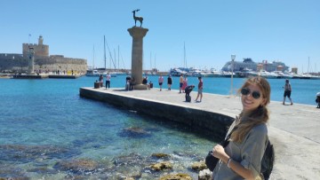 Πρέσβειρα της Ρόδου έγινε η Serena Palladino από τη Μεγάλη Βρετανία