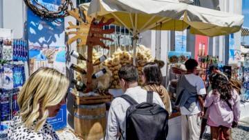 Συνήγορος του Πολίτη: Οι αναγκαίες μεταρρυθμίσεις για τον τουρισμό