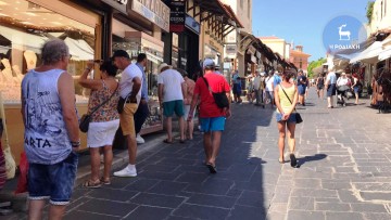 Σύμβαση με την εταιρεία easyjet υπέγραψε  η περιφέρεια Νοτίου Αιγαίου