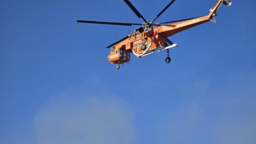 Υπό έλεγχο τέθηκε η φωτιά στην Κω. Επιστρέφουν στα σπίτια και τα ξενοδοχεία τους κάτοικοι κι επισκέπτες