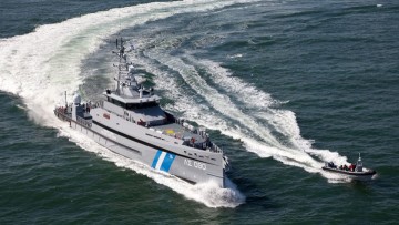 Το Λιμενικό Σώμα συντόνισε την επιβίβαση σε τουριστικά πλοία εξαιτίας της πυρκαγιάς στην Κω