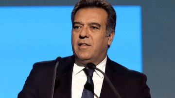 Παρέμβαση του Μάνου Κόνσολα για τα προβλήματα υδροδότησης στα άνυδρα νησιά