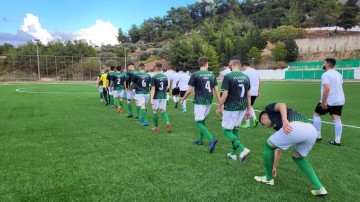 Παίρνει το παιχνίδι στα "χαρτιά" ο Ευαγόρας