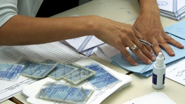 Νέες ταυτότητες: Πώς θα κλείσετε ραντεβού - Πότε λήγει η διορία