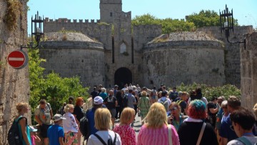 Σε αυξημένα επίπεδα ο τουρισμός από την Τουρκία: Η Ρόδος σε ρόλο πρωταγωνιστή!