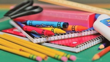 Σχολικά είδη: Από 28 Αυγούστου το καλάθι, όπως ανακοίνωσε ο Τάκης Θεοδωρικάκος