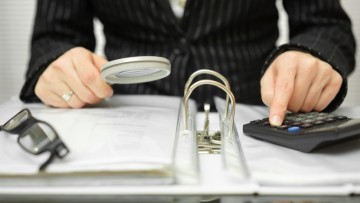 ΑΑΔΕ: Σε λειτουργία από αύριο η νέα ψηφιακή εφαρμογή για την αποδοχή πράξεων φορολογικού ελέγχου