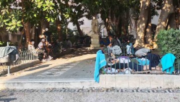 Ν. Μουτσάκης: Αφύλαχτα και πάλι τα νησιά μας