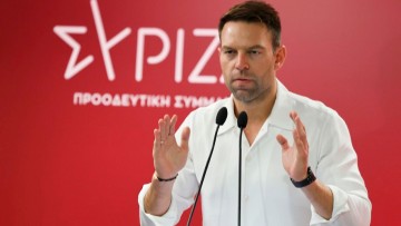 Ηλ. Καραβόλιας: Είδωλα και ομοιώματα μιας «ακέφαλης» αριστεράς