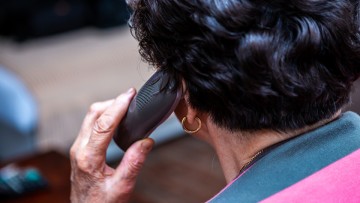 Εντοπίστηκαν οι δράστες που εξαπάτησαν ηλικιωμένη