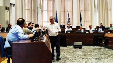 Κάθετα αντίθετος ο δήμαρχος για δομή φιλοξενίας μεταναστών στο νησί