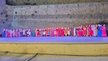 Με επιτυχία η παρουσίαση των παραδοσιακών φορεσιών της Δωδεκανήσου