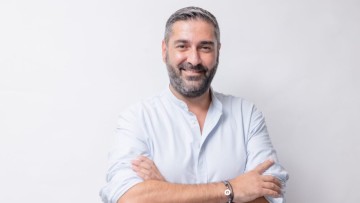 Διάκριση για τον Τάσο Κωνσταντάρο ως πρέσβη της Ελλάδας στο πρόγραμμα Welcome Ashore"