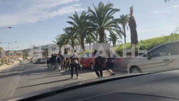 Χωρίς τέλος οι αποβιβάσεις αλλοδαπών στα νησιά μας. Νέες... αφίξεις πριν από λίγο στη Νότια Ρόδο