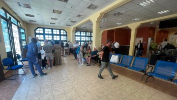 115 τουρίστες πέρασαν χθες από την αίθουσα του home port στο λιμάνι της Ρόδου