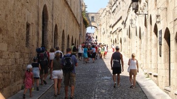 Γ. Χατζής: «Κλειδί» οι βιώσιμες υποδομές για τον τουρισμό