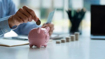 Μικρομεσαίες επιχειρήσεις: Ποιο είναι το νέο πρόγραμμα χρηματοδότησης μέσω  δανείων και σε ποιους απευθύνεται