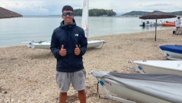 Ο Σάββας Αγγελινιός του ΝΟΡ στην 33η Athens International Sailing Week 2024