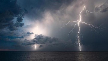 "Πνίγηκε" στη βροχή το βόρειο τρίγωνο, αλλά στη νότια Ρόδο έβρεξε ελάχιστα