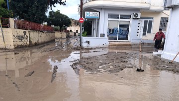 Σε απόγνωση δεκάδες οικογένειες στη Ρόδο που υπέστησαν τεράστιες ζημιές