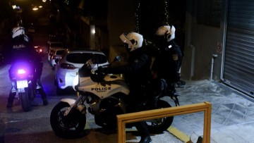 Ρόδος: Σουηδός επιτέθηκε σε δύο γυναίκες: Την πρώτη επιχείρησε να την πνίξει και τη δεύτερη να της αρπάξει το κινητό