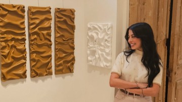 Παρή Βίβιαν Πανηγύρη: «Θάλασσα και Τέχνη: Κύματα έμπνευσης μιας καλλιτέχνιδας»