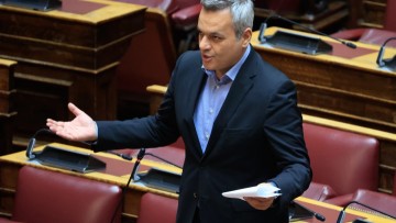 Στη Βουλή η επιστολή διαμαρτυρίας των εργαζομένων στον Επισιτισμό – Τουρισμό από τον ΣΥΡΙΖΑ