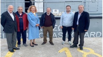 Προσφορά λέσχης Lions Ρόδου στο Λιμενικό Σώμα