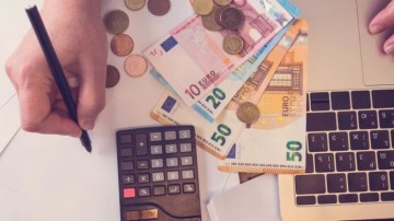 Στην τελευταία θέση της Ε.Ε.  η αγοραστική δύναμη των Ελλήνων